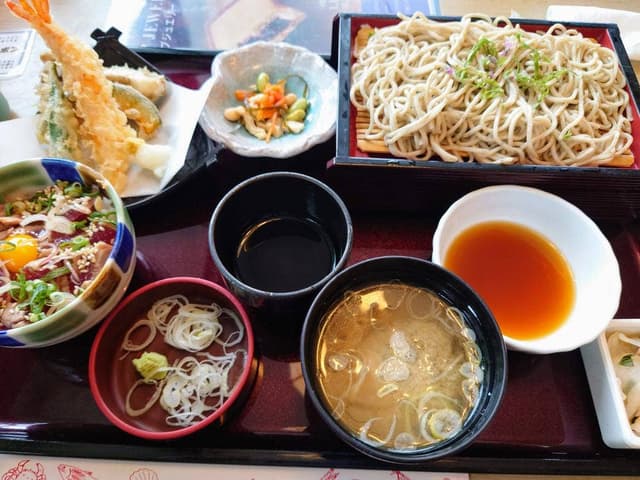 とんでん 本八幡店 - サブ画像1
