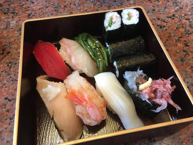 海鮮アトム 和田店 - サブ画像1