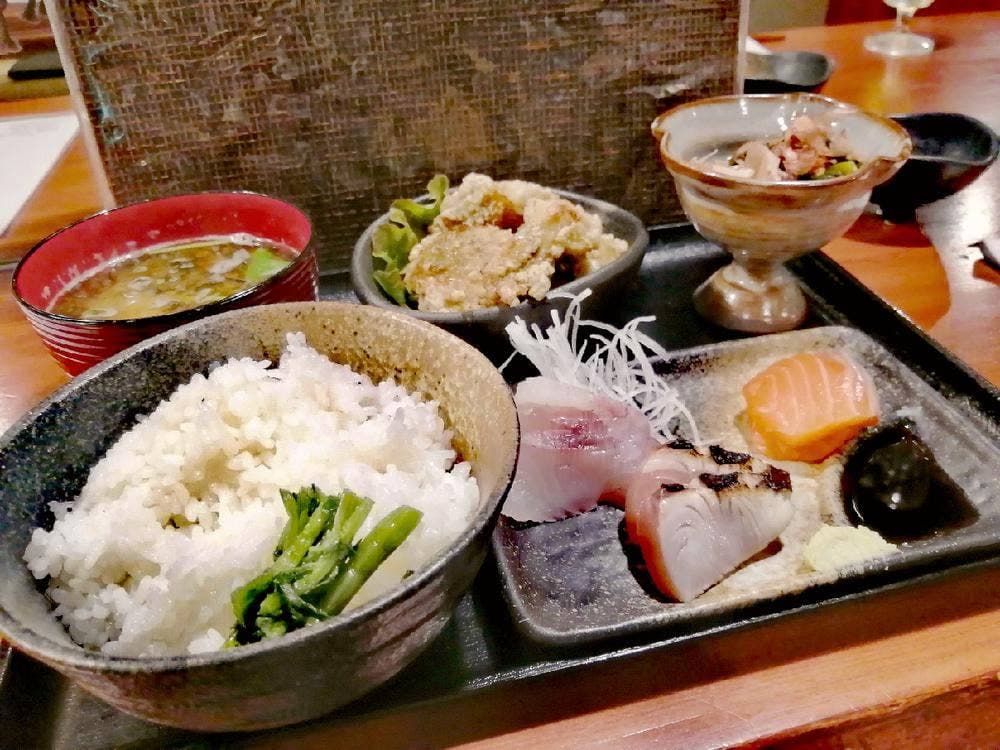 えんじょい食堂