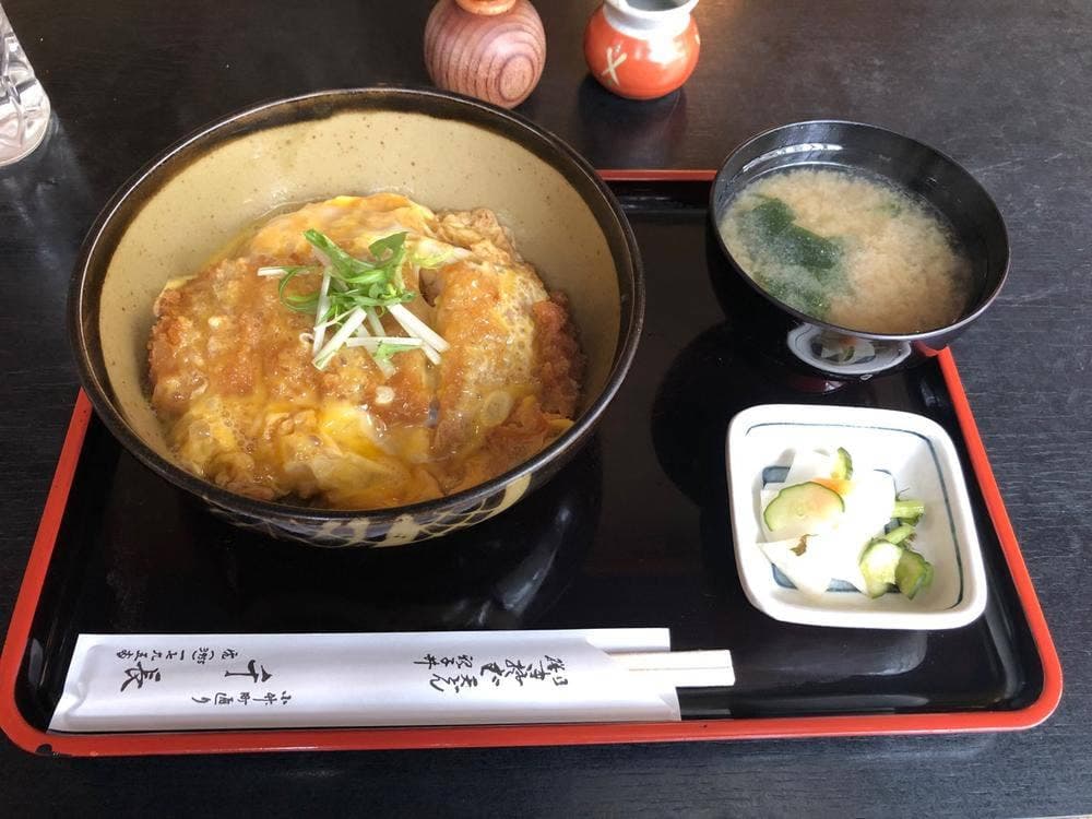 千長そば店