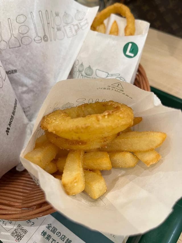 モスバーガー ららぽーとEXPOCITY店 - サブ画像1