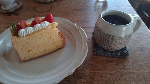 cafe ウタノハ - サブ画像1