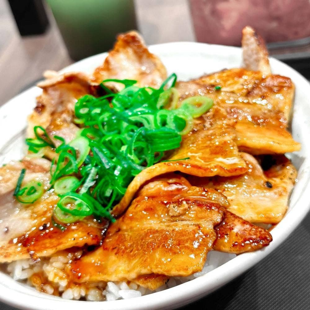 松屋 青葉台駅前店