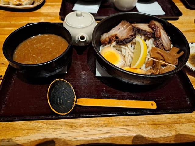 博士ラーメン別館 ＆ HAKASE Thai 博士レストラン本店 - サブ画像1