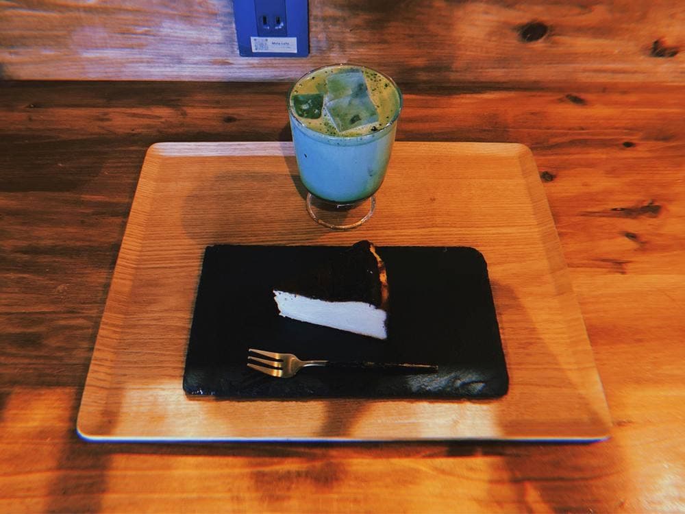 Mola Cafe