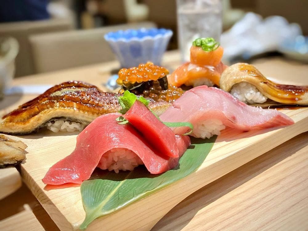 元祖ぶっち切り寿司 魚心 心斎橋店