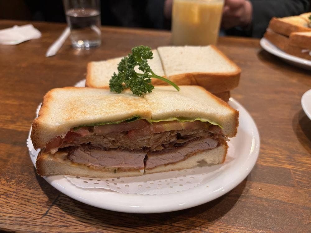 ニューアストリア