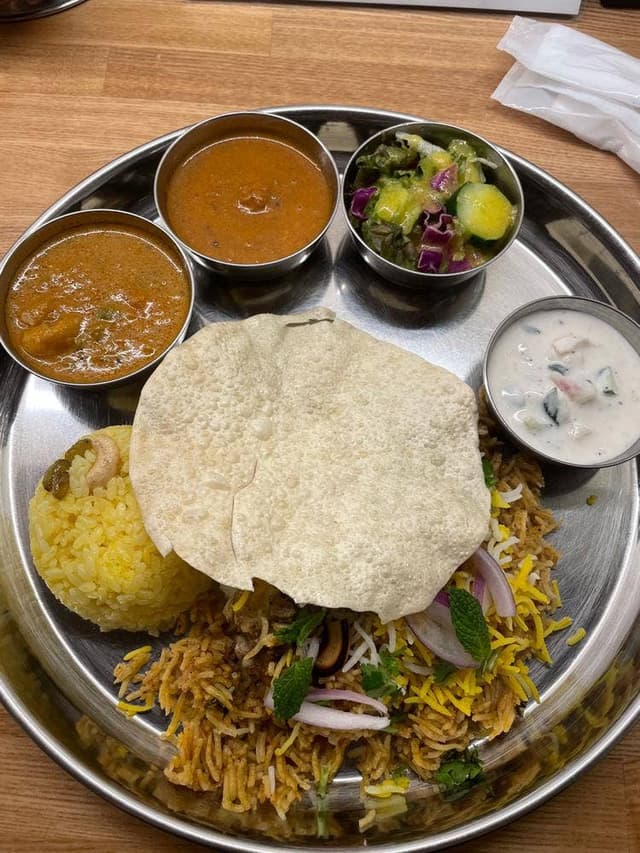 エリックサウス 西天満店 - サブ画像2