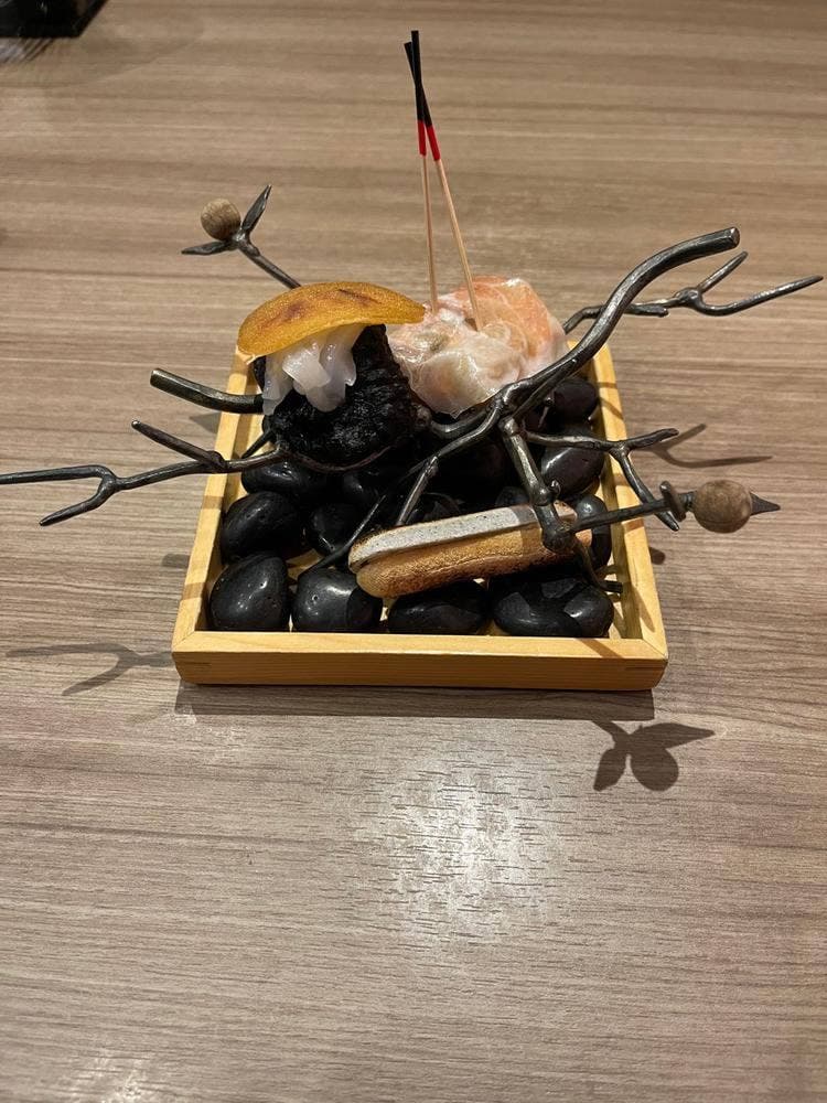 Restaurant N