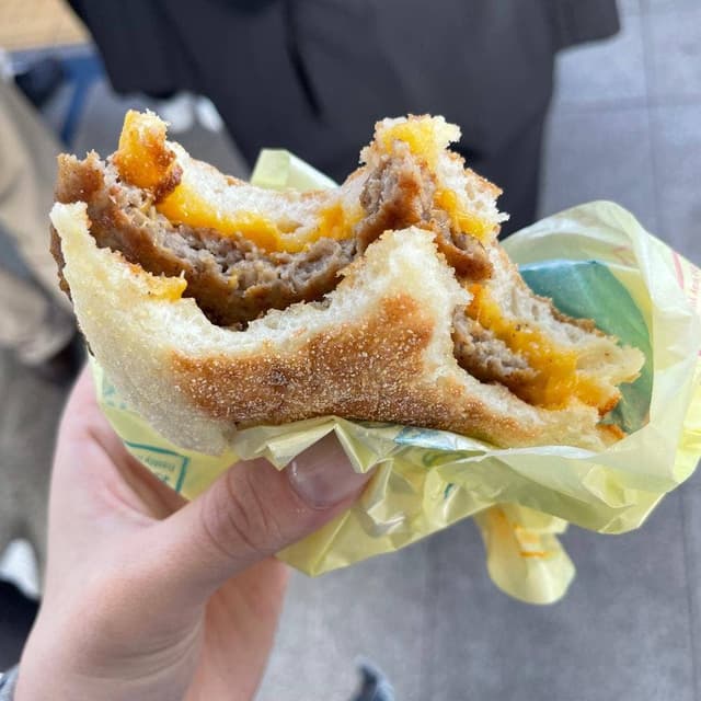 マクドナルド 妙典駅店 - サブ画像1
