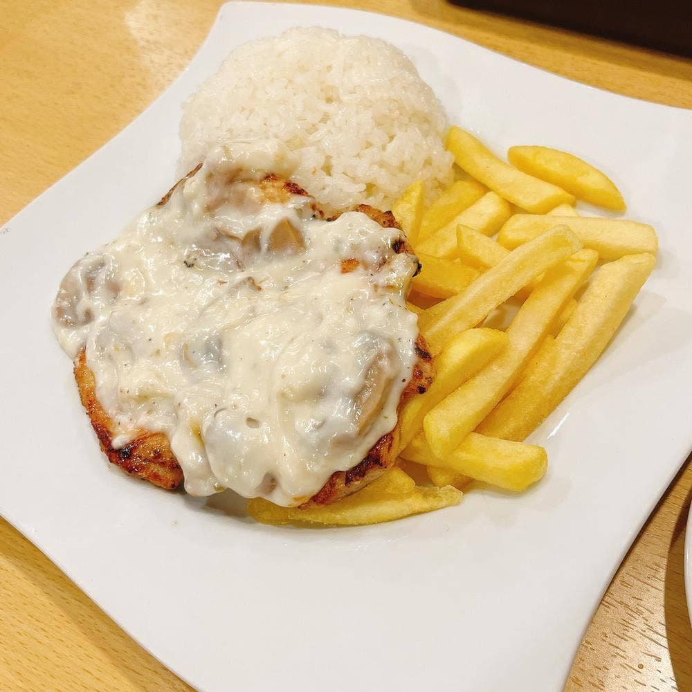 Gochi Dining Cafe