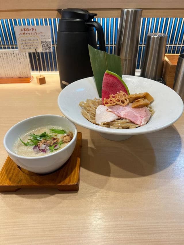 名古屋コーチン炭火焼き鳥と鶏白湯おでん 尊 栄駅店 - サブ画像1