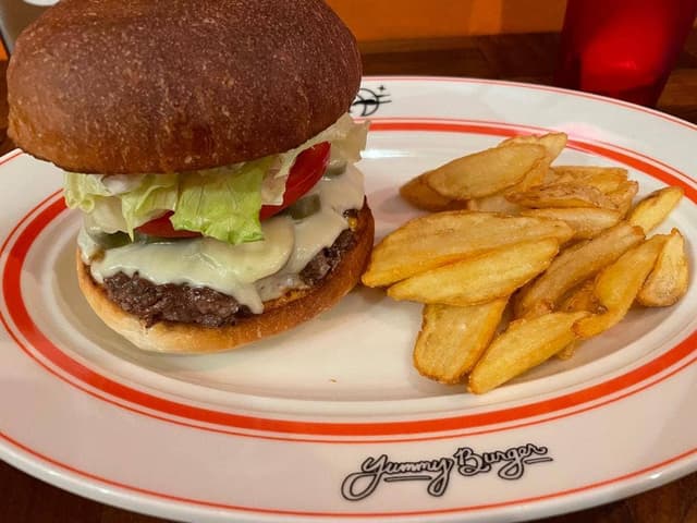 YUMMY BURGER - サブ画像2