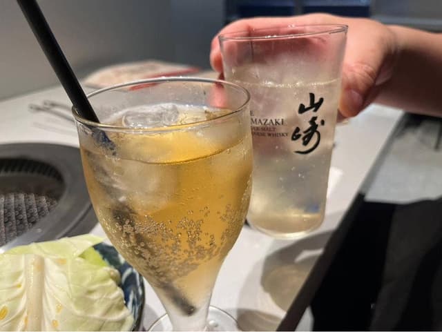 板前焼肉 一牛 三宮店 - サブ画像1