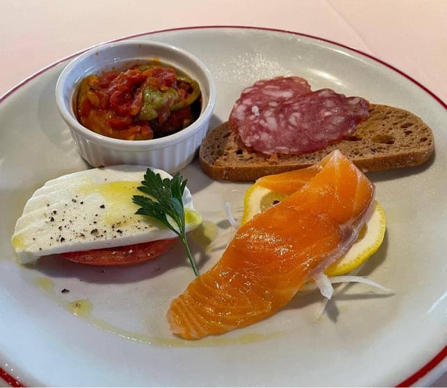 ピッツェリア エズ - サブ画像1