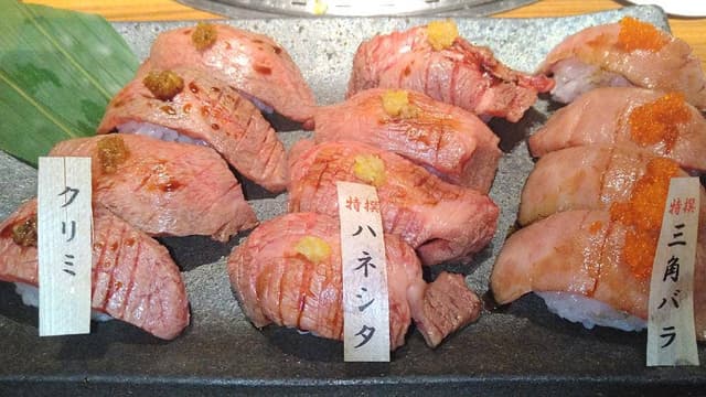 肉卸 萬野屋別邸 - サブ画像1