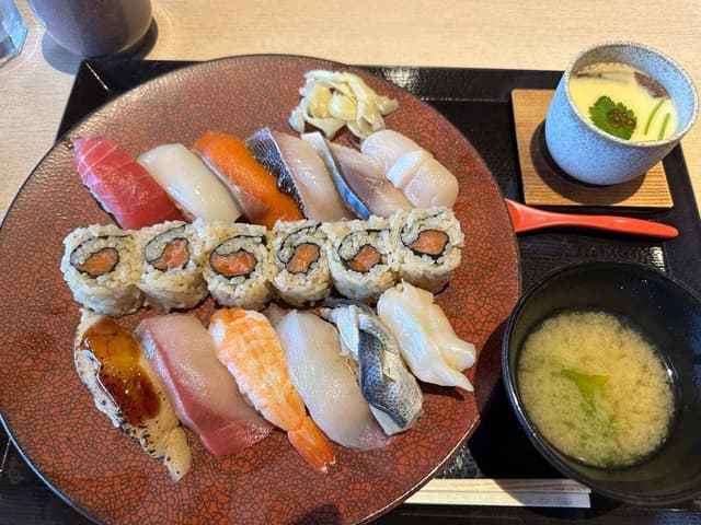 秋田の恵み鮨処 秋田港 - サブ画像3