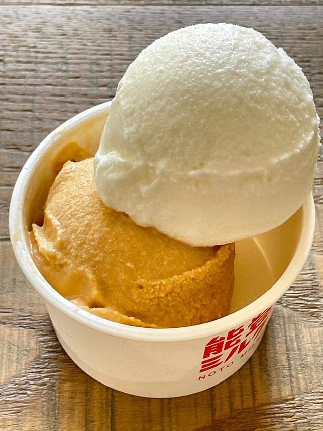 能登ミルク せせらぎ通り店 - サブ画像1