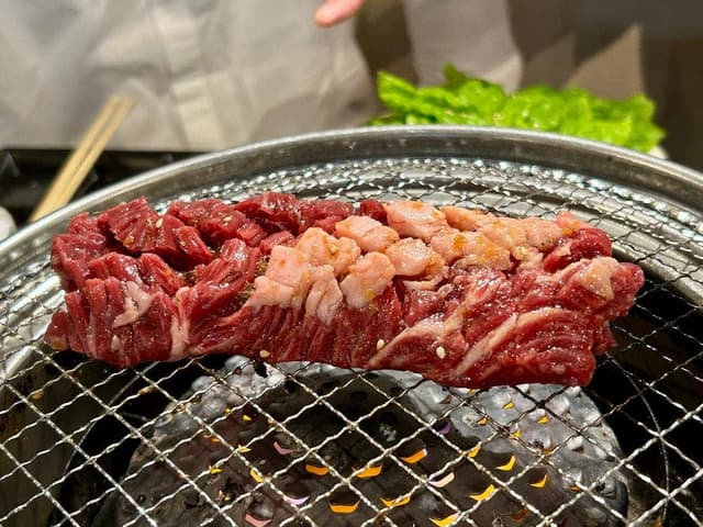 焼肉ドラゴン - サブ画像1