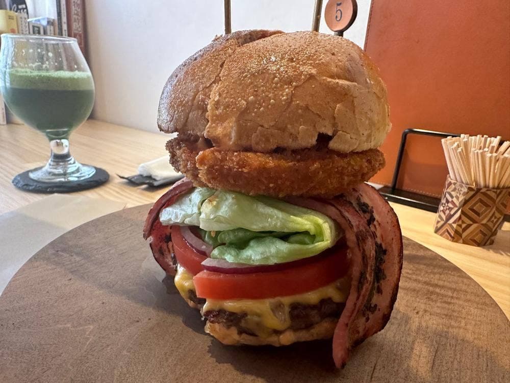 BOX BURGER 箱根湯本店
