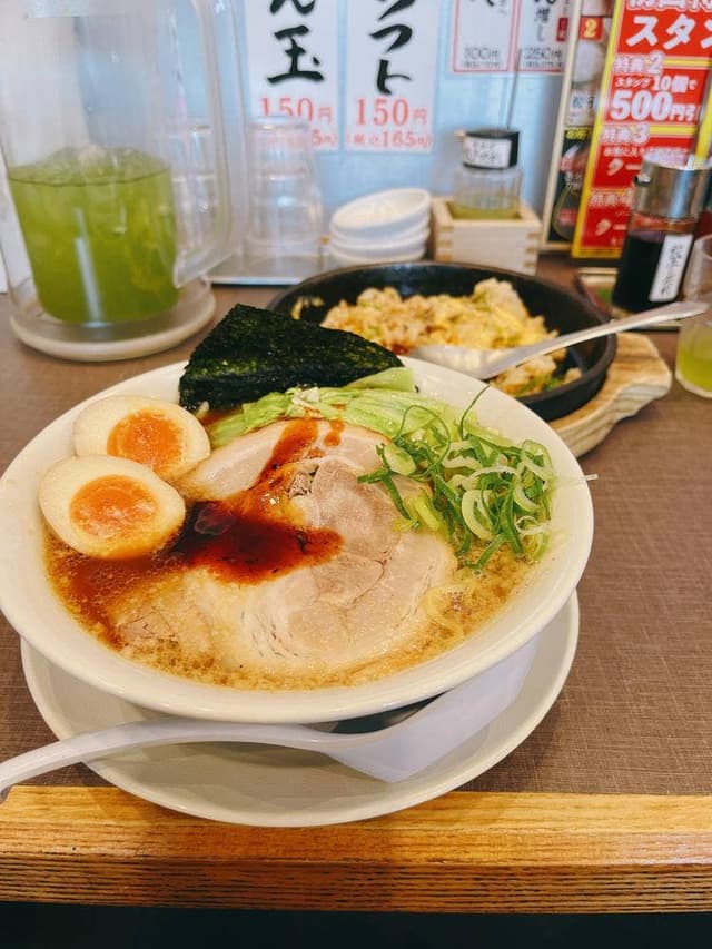 きゃべとんラーメン 横須賀長坂店 - サブ画像1