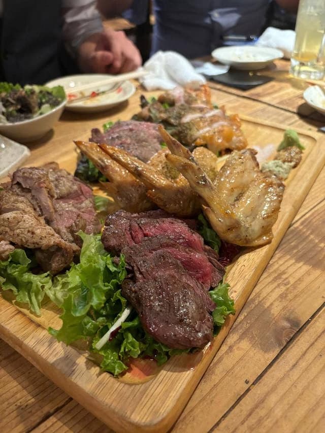 肉系居酒屋 肉十八番屋 五反田店 - サブ画像1