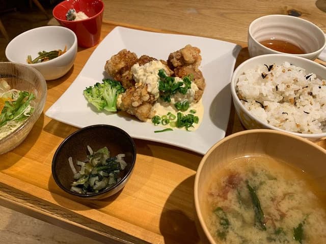 おぼんdeごはん 三宮オーパ2店 - サブ画像3