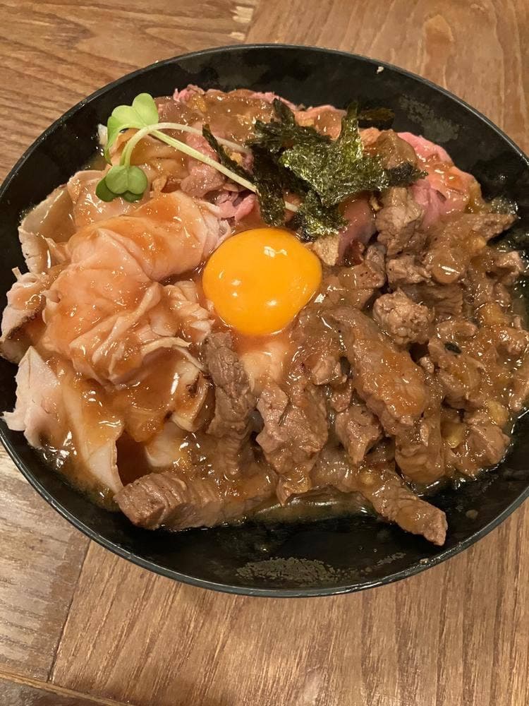 炭火ステーキひだまり庵