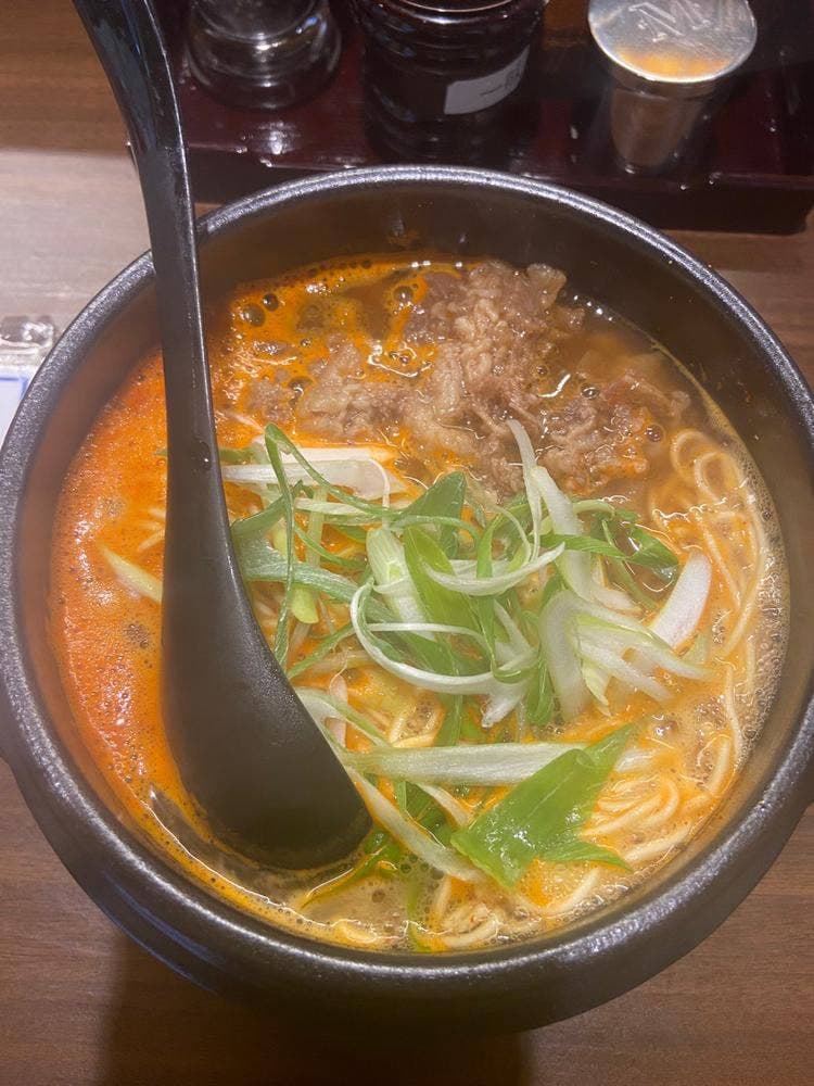 ホルモンらーめん8910 なにわの湯店