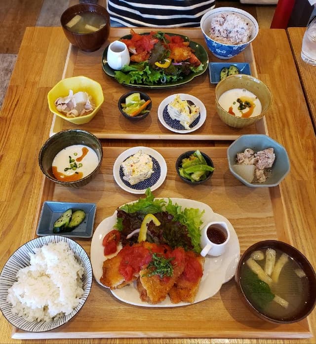 kitchen cafe & bar まこみ - サブ画像1