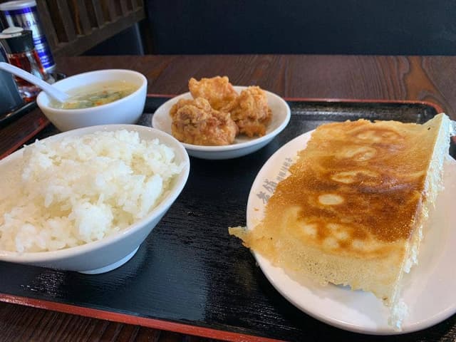 老舗元祖!羽根付餃子 水道橋店 - サブ画像2