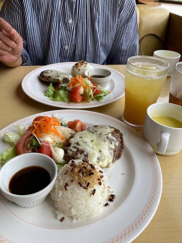 ファミリーレストラン ジョイフル 中間蓮花寺店 - サブ画像1