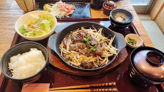 馬肉創作料理 饗応はしもと - サブ画像2