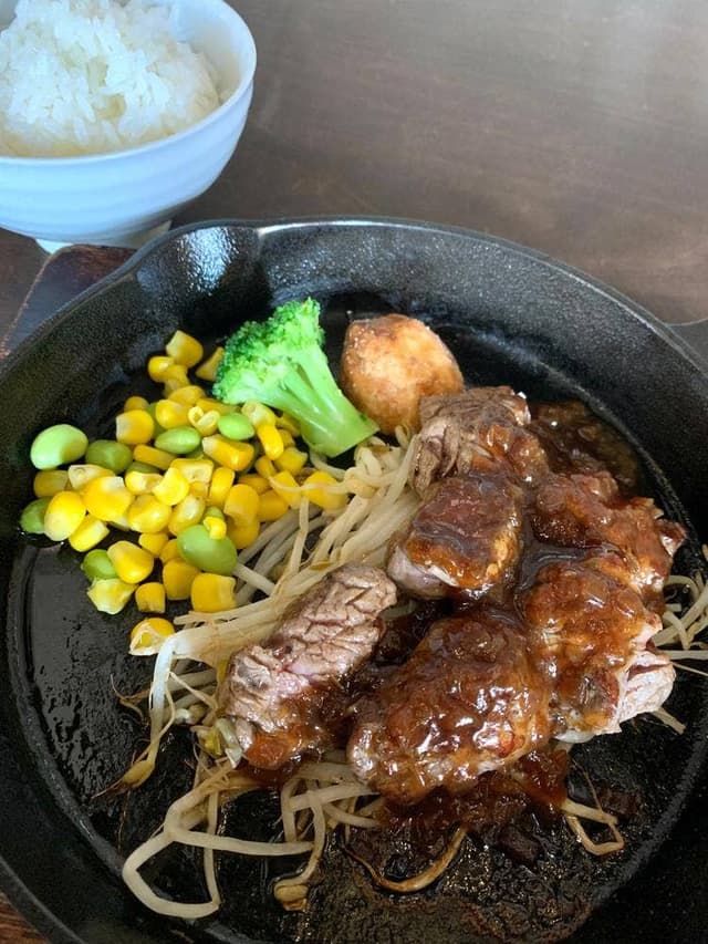 近江牛ステーキとがぶ飲みワイン ニクバルモダンミール 大津店 - サブ画像1