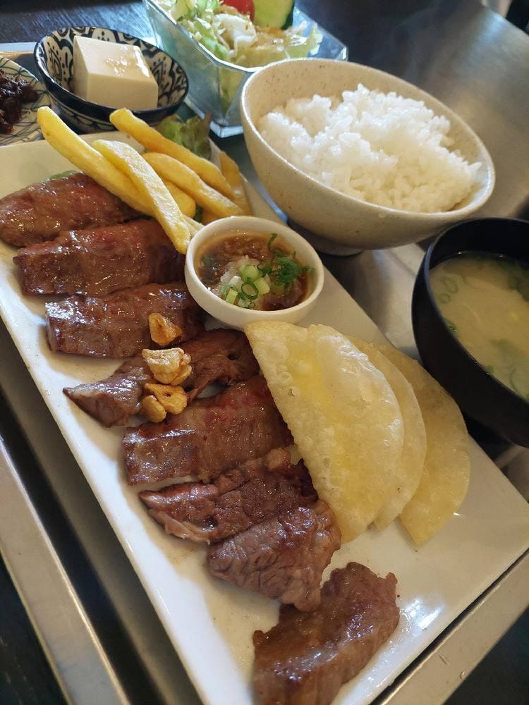 炭火焼ますだ