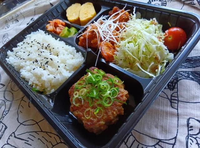 満月屋食堂 - サブ画像1