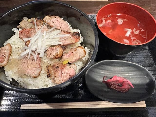 四文屋 函館五稜郭店 - サブ画像1