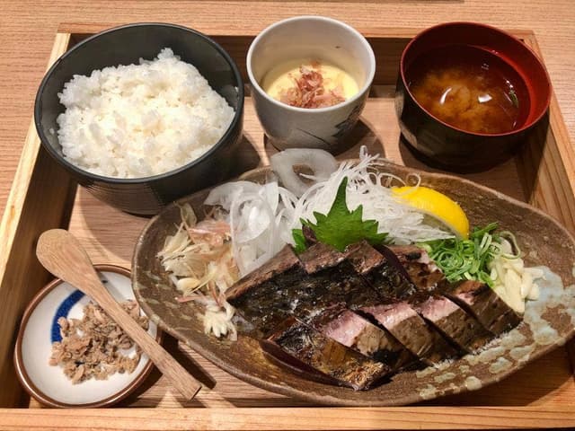 土佐清水ワールド 三宮中央通店 - サブ画像3