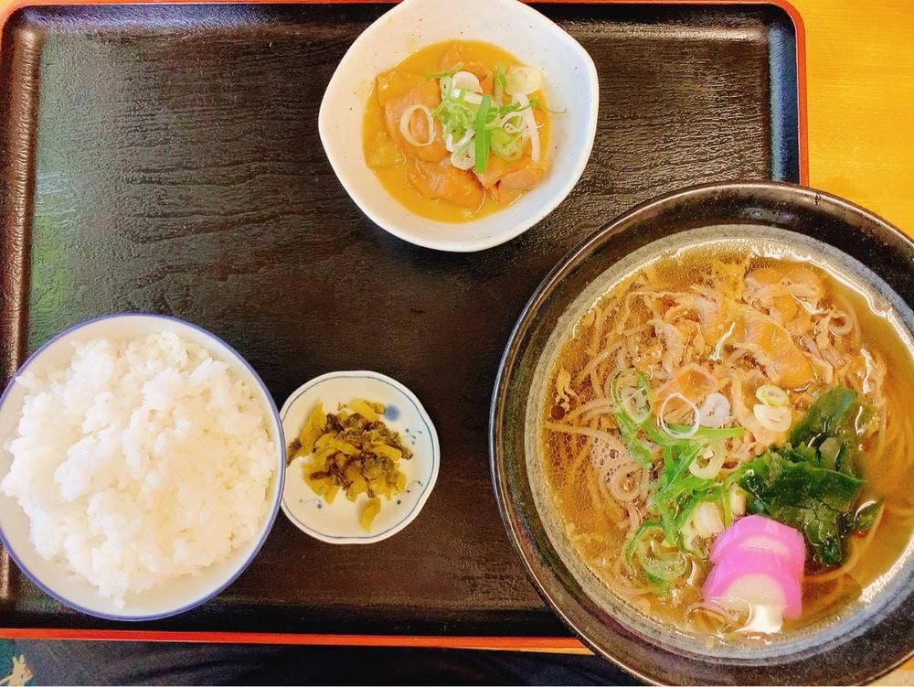 なぽれおん食堂