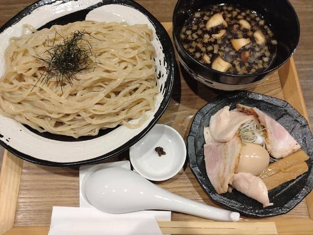 麺うら山 栄本店 - サブ画像1
