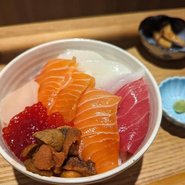 立ち食い海鮮丼 みこ食堂 - サブ画像2