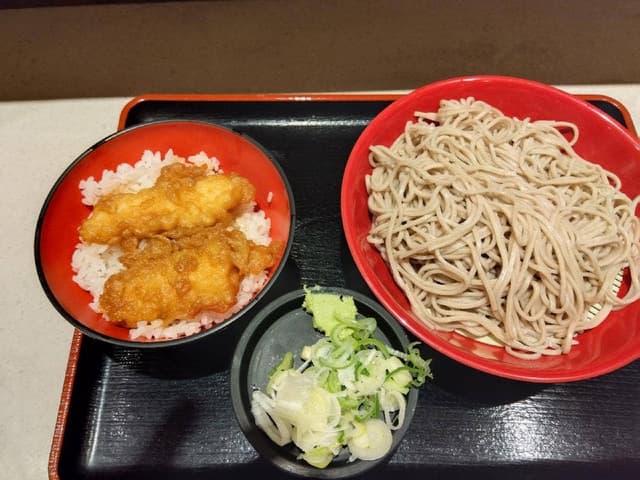 名代 富士そば 川崎西口店 - サブ画像3