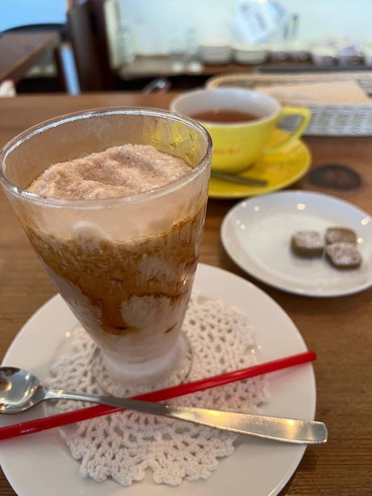 紅茶館 Rosie tea house