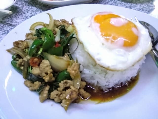 タイ居酒屋 イサーン サコンナコン - サブ画像3