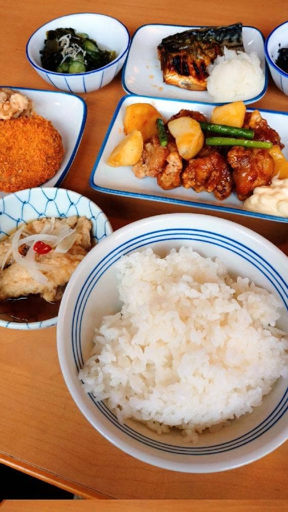 まいどおおきに食堂 福岡貝塚食堂 - サブ画像3