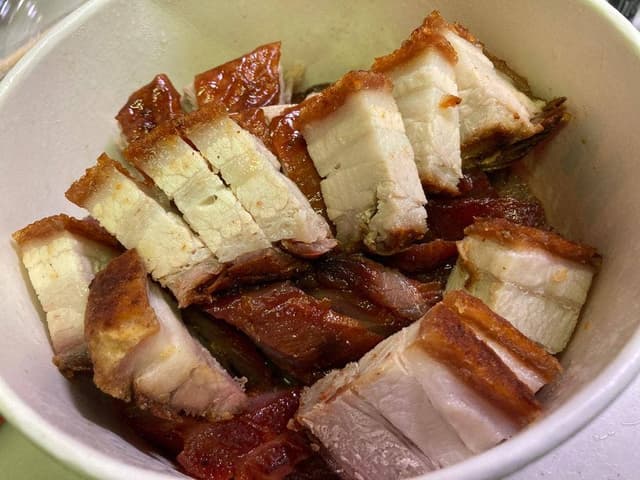 Yummy Duck BBQ 広東・香港料理 - サブ画像1