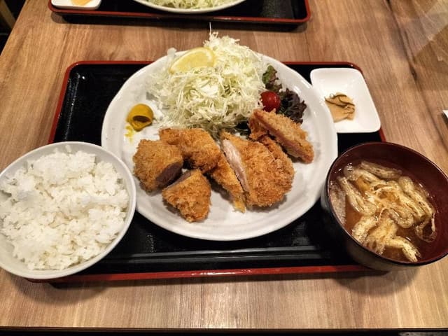 とんかつ天山 甲府駅前店 - サブ画像3