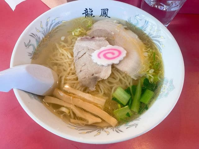 黄金塩ラーメン 龍鳳 大門横丁店 - サブ画像3