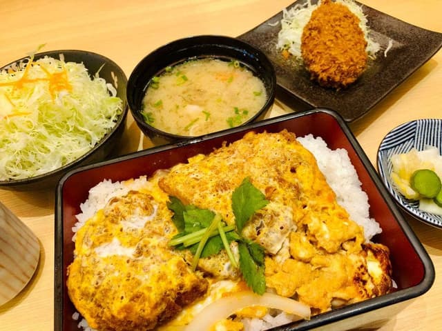 とんかつ神楽坂さくら 淵野辺店 - サブ画像3
