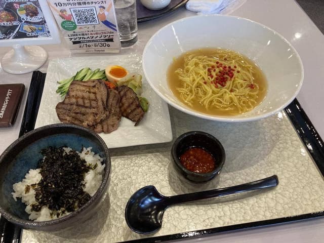 三木よかわカントリークラブ レストラン - サブ画像1